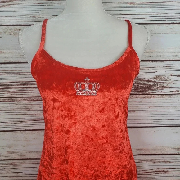 Juicy by Juicy Couture L-XL Firey Red Crushed Velvet 2-Pc Robe & Matching Gown - Picture 3 of 12